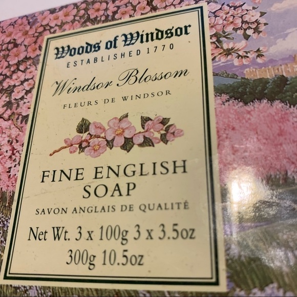 WOODS OF WINDSOR Windsor Blossom floral fine luxury English soap three 3.5 oz - Picture 3 of 8